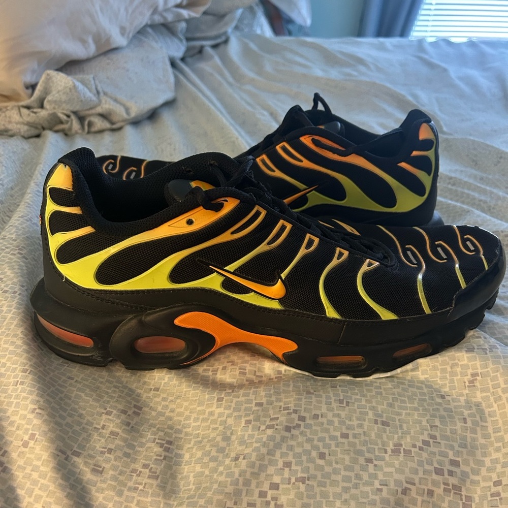 Beautiful pair of Nikes hardly worn